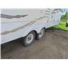 Image 9 : 2004 Wildcat by Forest River 5th Wheel 28ft. Awning, A/C, Full Bathroom, Microwave, Fridge,. Double