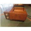 Image 2 : AC/DC Vintage Portable TV