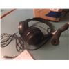Image 2 : Sony Headset W/Guitar Stand