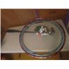 Image 1 : Golf Clubs, Balls & Hoola Hoops 