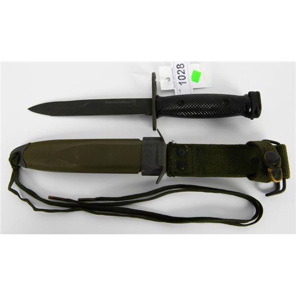 Colt M7 Bayonet & US M8A1 Scabbard