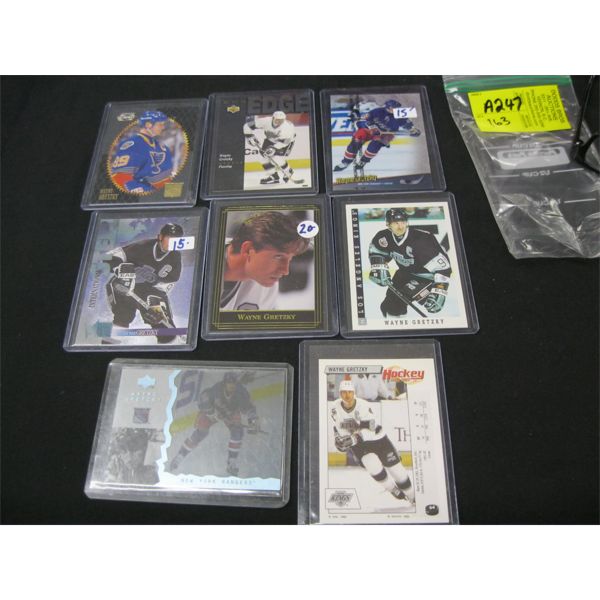 8 WAYNE GRETZKY HOCKEY CARDS