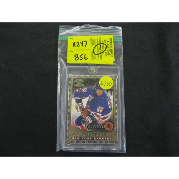 WAYNE GRETZKY HOCKEY CARD
