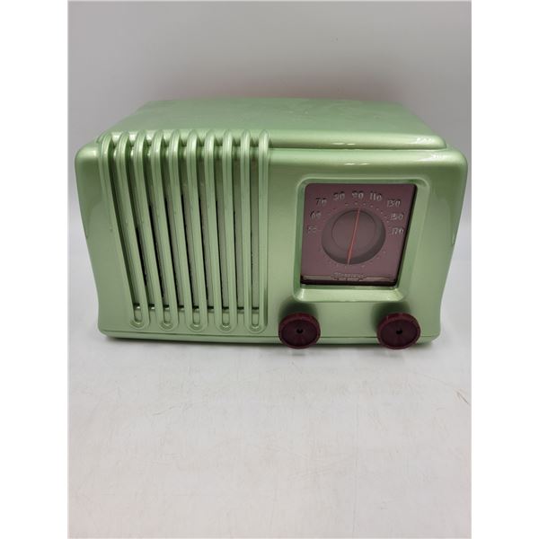Vintage Firestone Air Chief Radio