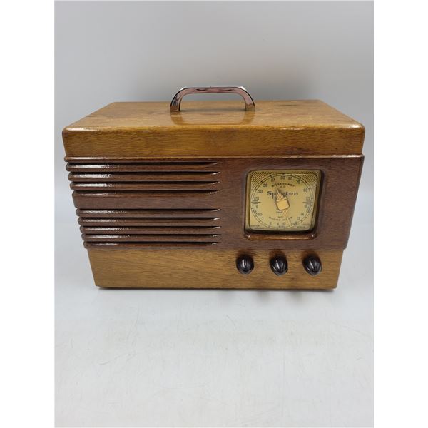 Vintage Sparton 5240 Radio