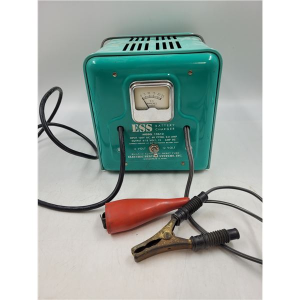 Vintage ESS 12612 Battery Charger
