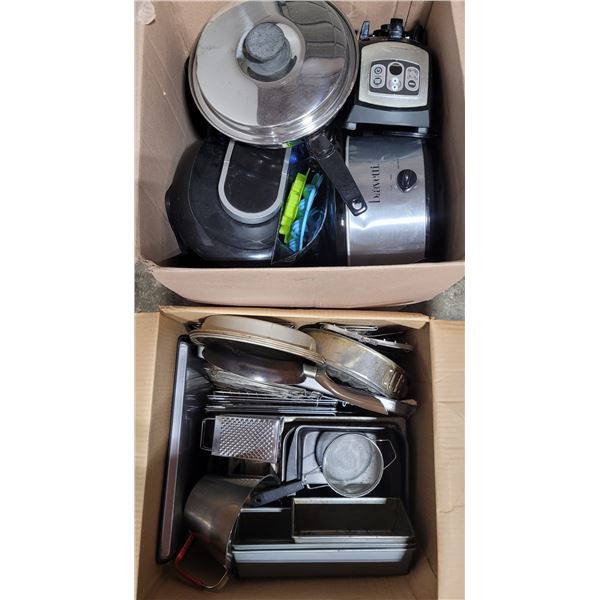 Kitchen Appliance and Cookware Lot