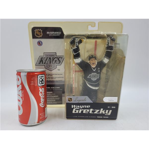 McFarlane NHL Legends Wayne Gretzky LA Kings 1988-1996 Action Figure
