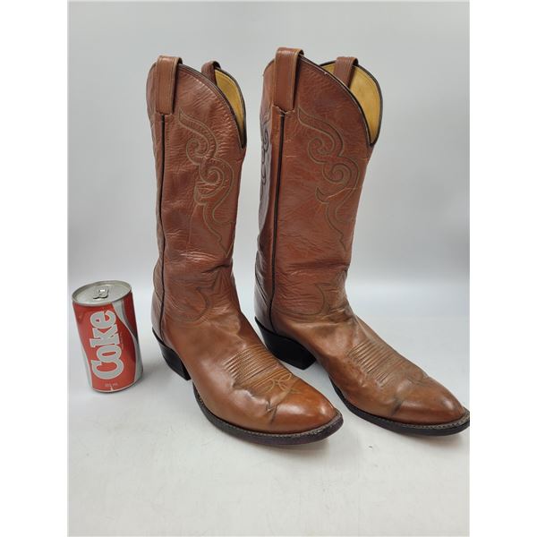 Vintage Tony Lama Brown Leather Cowboy Boots