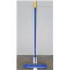 Image 1 : Blue Push Broom