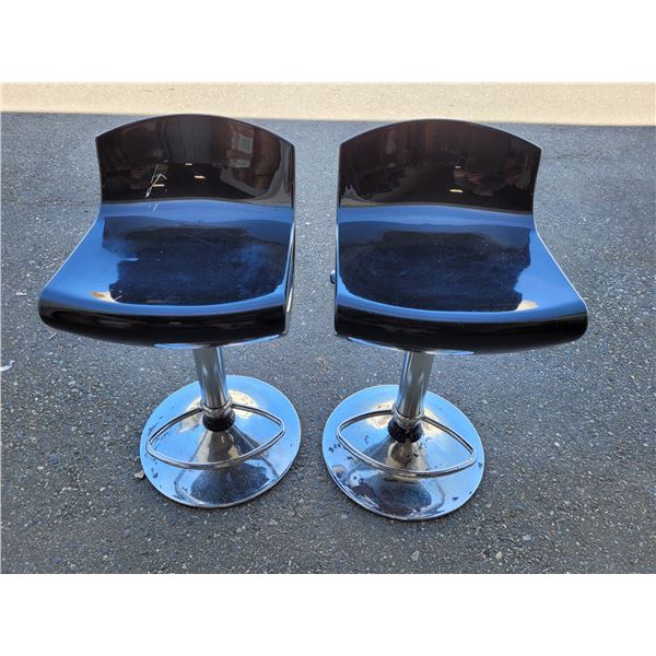 2 Black Bar Stools