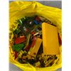 Image 1 : Large Bag Of Building Blocks, Mostly Lego
