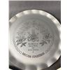 Image 4 : Canada & BC Collectibles - 2 Silhouette Platters & 4 Souveniers