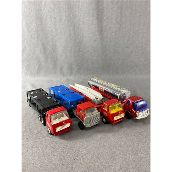 Nice Lot of Vintage Tonka Trucks