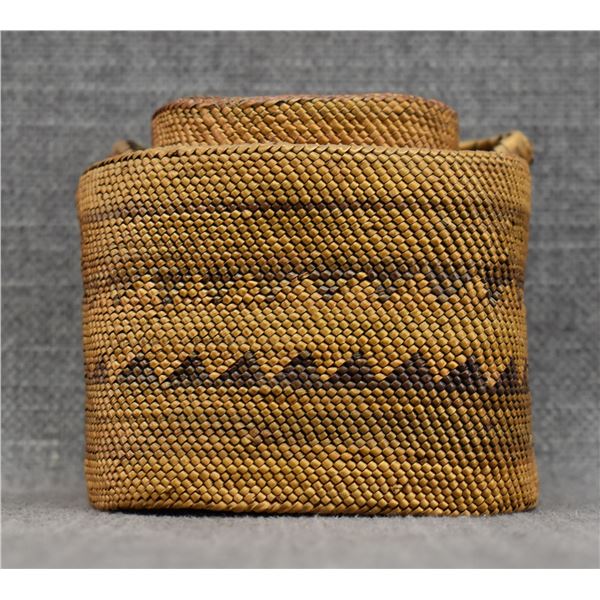 MAKAH LIDDED BASKET