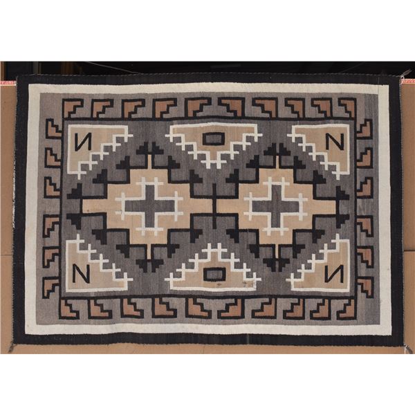 NAVAJO TWO GREY HILLS TEXTILE