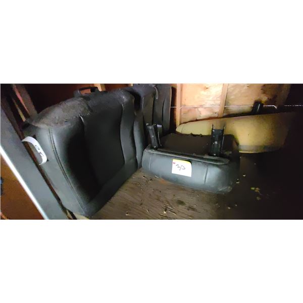 BENCH SEAT AND BACK REST (VEHICLE UNKNOWN)
