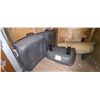 Image 2 : BENCH SEAT AND BACK REST (VEHICLE UNKNOWN)