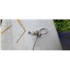 Image 8 : 5 POWER RAM COYOTE/WOLF TRAPS