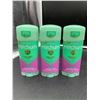 Image 1 : Mitchum Women Shower Fresh Gel Antiperspirant (3 x 96g)
