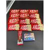 Image 1 : CASE LOT - Lot of Assorted Candy Bars
