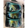 Image 2 : CASE LOT- Lot of 12 New Mirrored Blue and Green Sunglasses