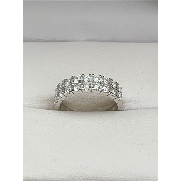 1.00 CT TW GRA CERTIFIED MOISSANITE VVS D COLOR WITH THE 18 ROUND CUT MOISSANITES SET IN THE STERLIN