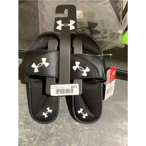 Under Armour Ignite Slides Size 4Y