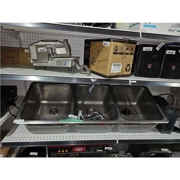 Commercials three basin sink insert 47x18x9 in comes with two faucets