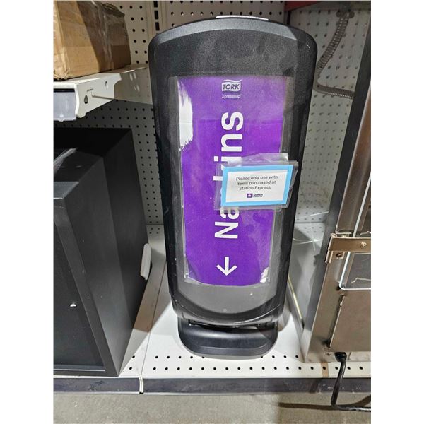 Torque Express snap commercial napkin dispenser