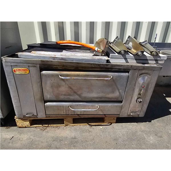 Crown Food Equipment commercial gas dual Door Pizza Oven with legs
