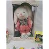Image 8 : Assorted Easter Decor
