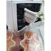 Image 8 : Assorted Christmas Decor, Lights, Cards & More