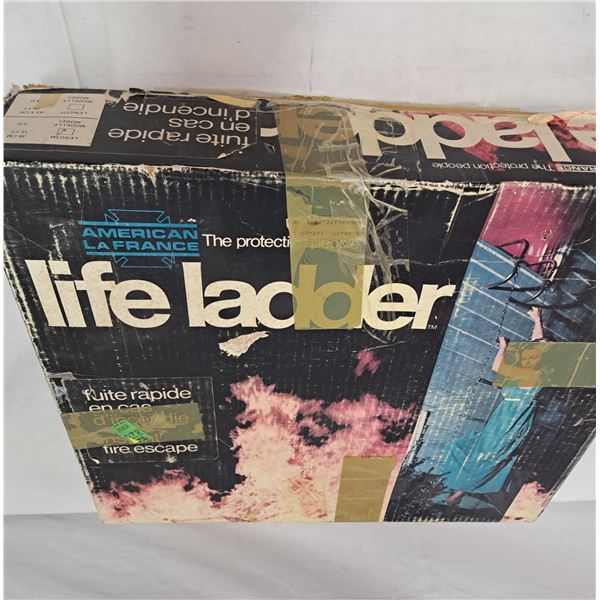American LaFrance Life Ladder