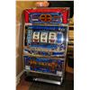 Image 1 : MEMPHIS TYPE B SLOT MACHINE SOLD WITH TUBBERWARE