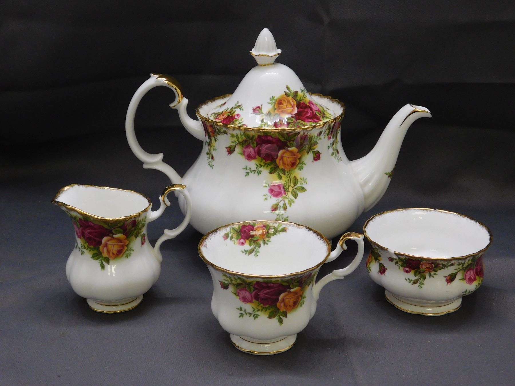 Royal Albert Old Country Roses Tea Set (Pot, Cream, Sugar & Tea Cup ...