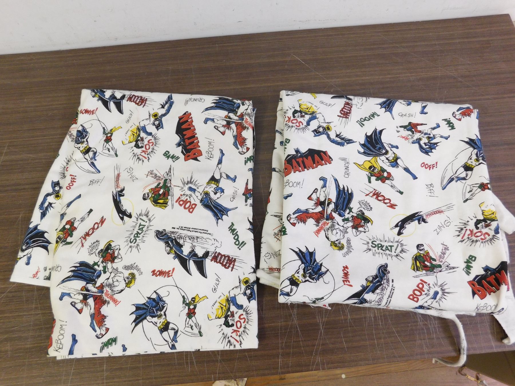2 Large Pieces of Scrap Fabric Vintage DC Comic Batman Repeating Pattern