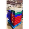 Image 2 : 14 ROUND TRIP TOTES IN ASSORTED COLORS
