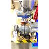 Image 2 : MASTERCRAFT 6' BENCH GRINDER & 2 INDUSTRIAL BENCHTOP VICE GRIPS