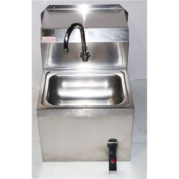 STAINLESS STEEL HANDS FREE HAND WASH SINK