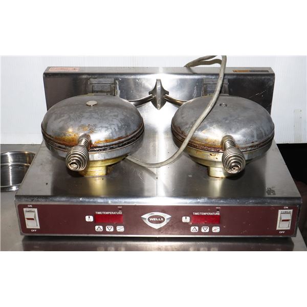 WELLS DOUBLE WAFFLE IRON 220 VOLTS