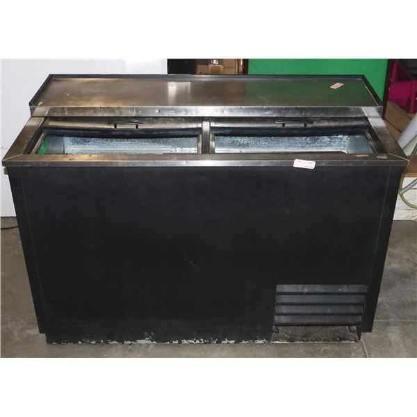 TRUE MODEL T-50-GC GLASS AND PLATE CHILLER