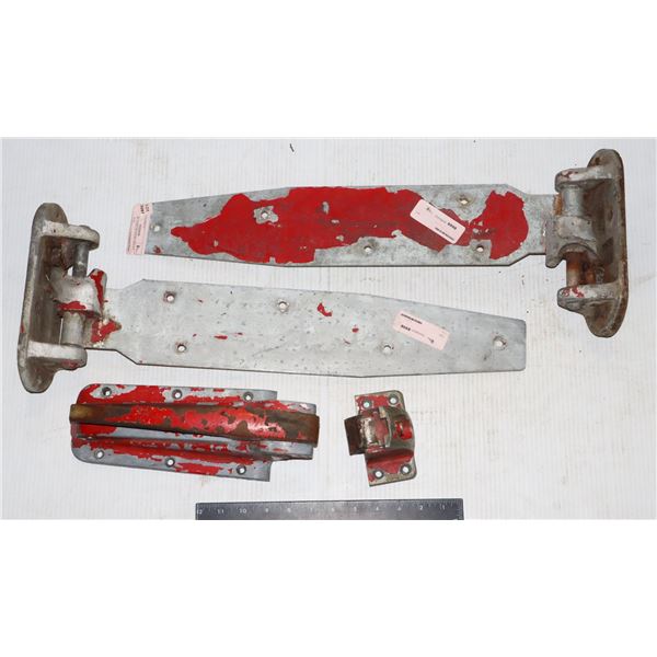 FREEZER/ COOLER DOOR HINGES AND LATCH
