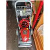 Image 1 : Briggs & Stratton Pressure Washer A