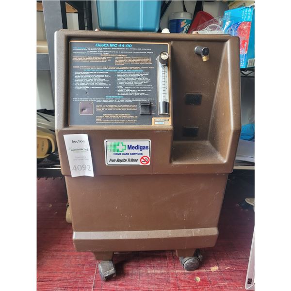 DeVo/MC Oxygen Concentrator  A