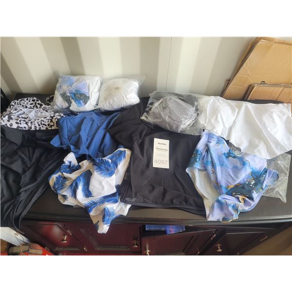 Ladies Bathing Suits A