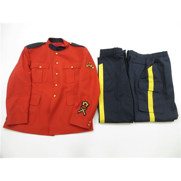RCMP UNIFORM LOT
