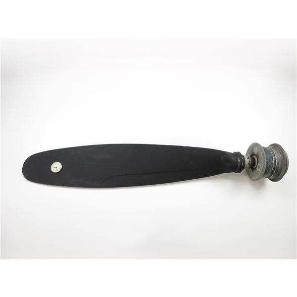 UNKNOWN PROPELLER CLOCK