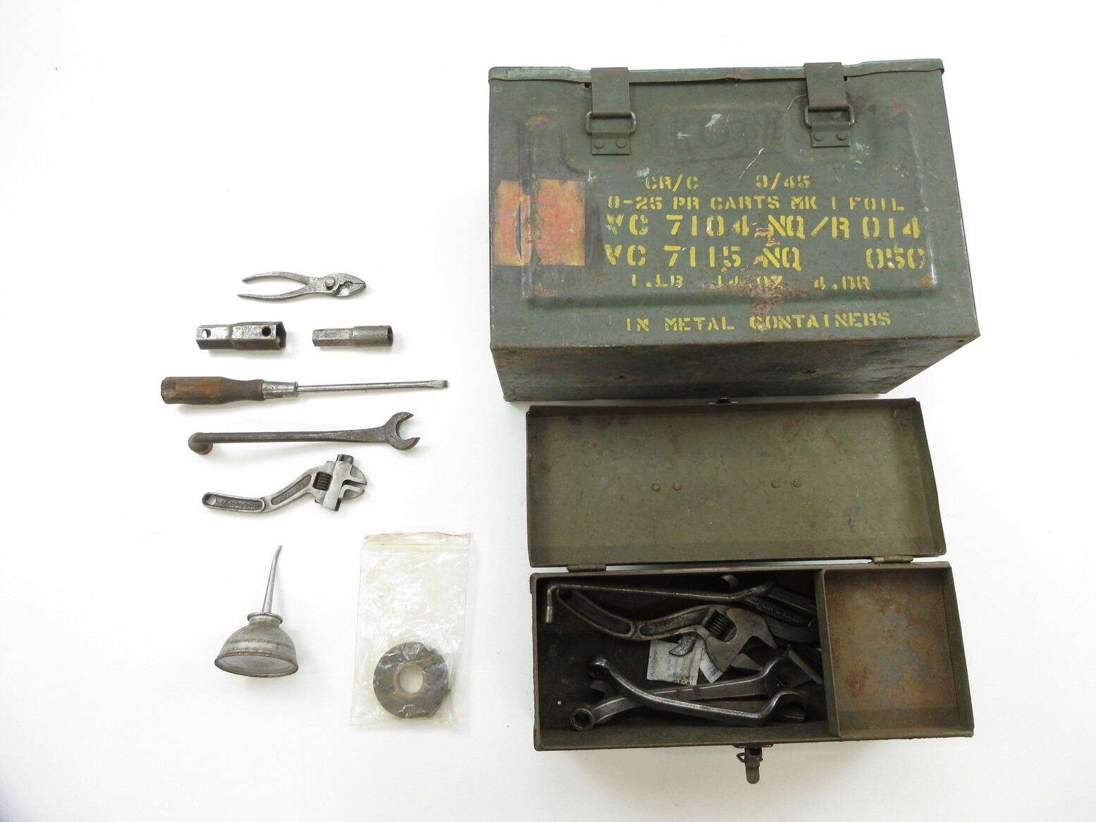 WWII / WWII ERA CANADIAN / BRITISH MILITARY METAL TOOL BOX, TOOLS AND ...