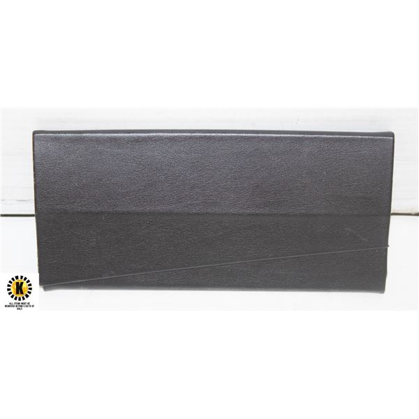 CHRISTIAN DIOR BLACK VERTICAL LONG WALLET